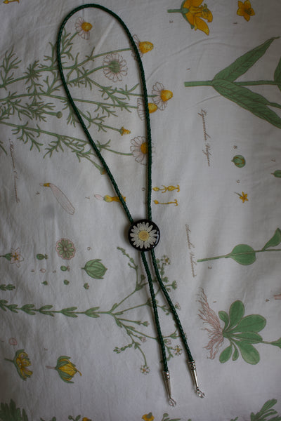 Daisy Bolo Tie - Black/Green